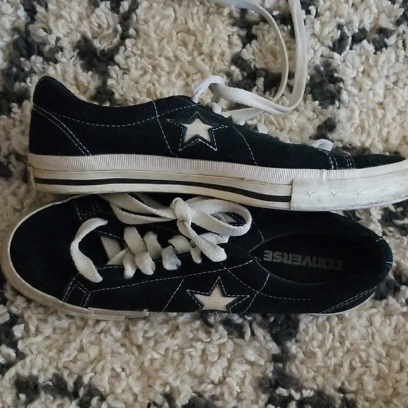 Sneaker - Picture 2 of 5